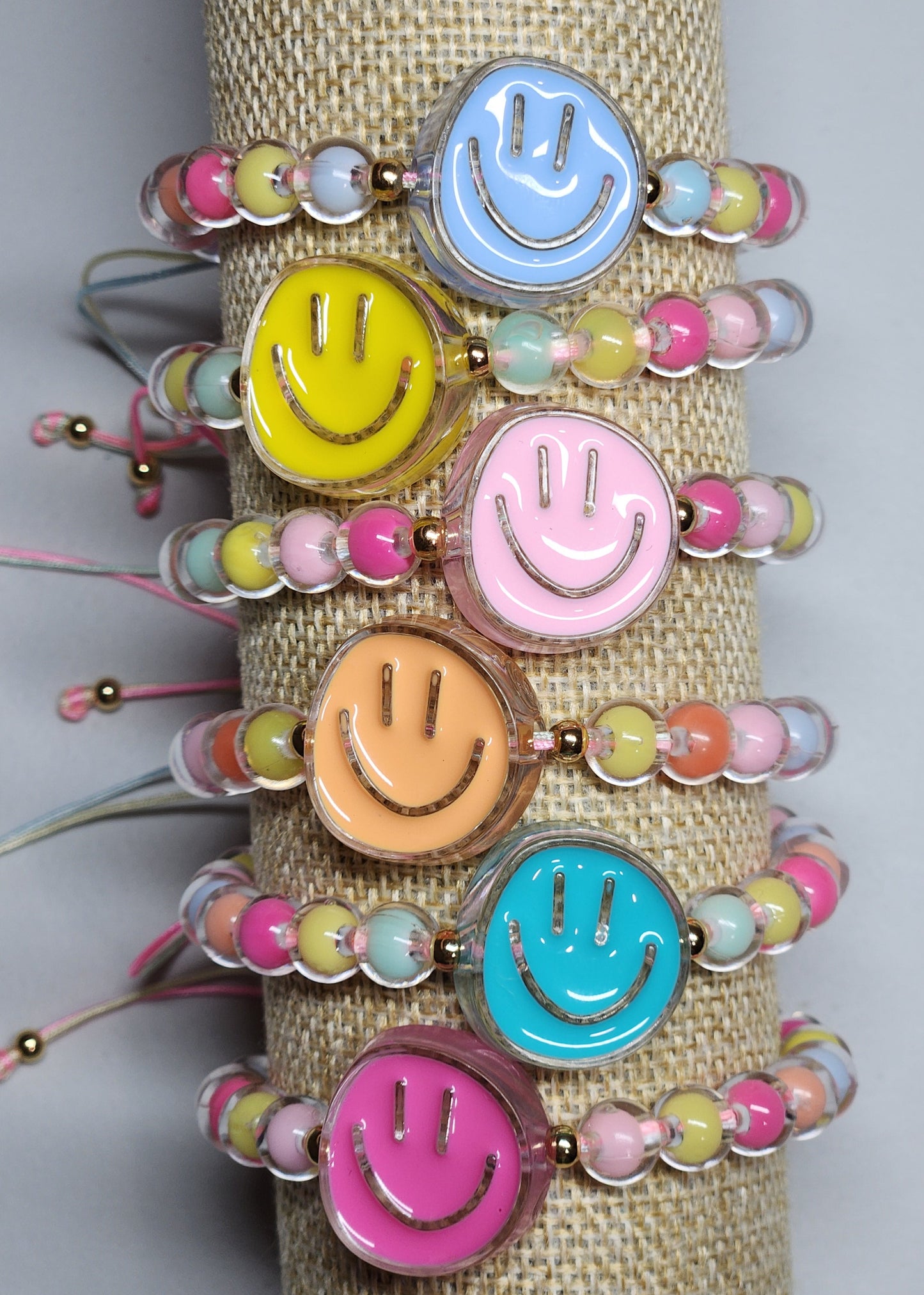 Smile Bracelets š