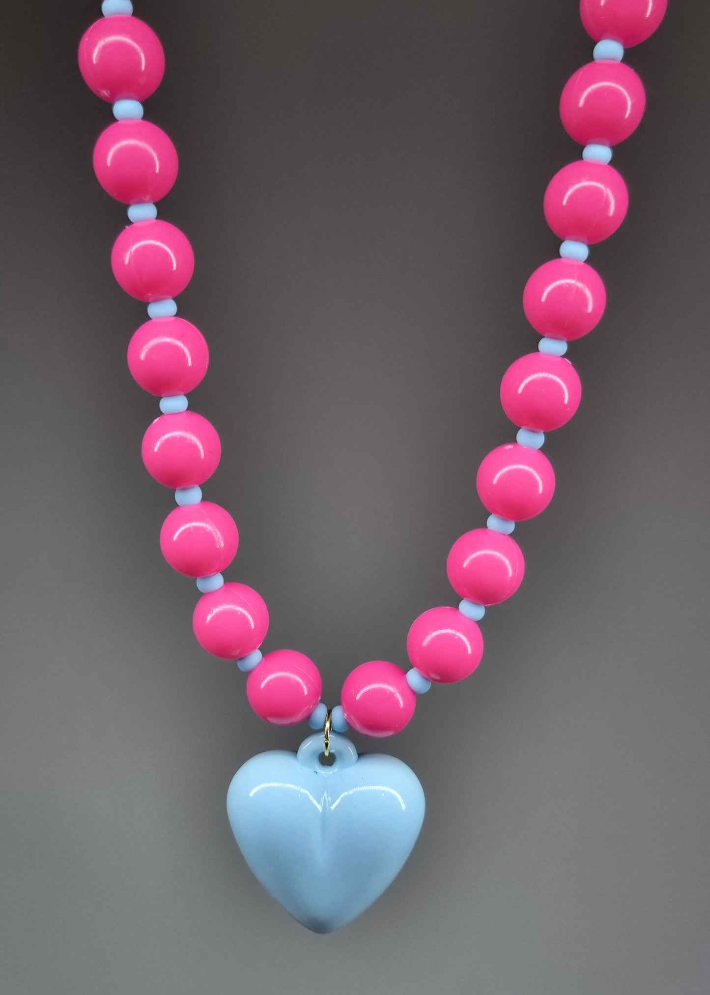 Chunky Necklace – Pink – Blue heart