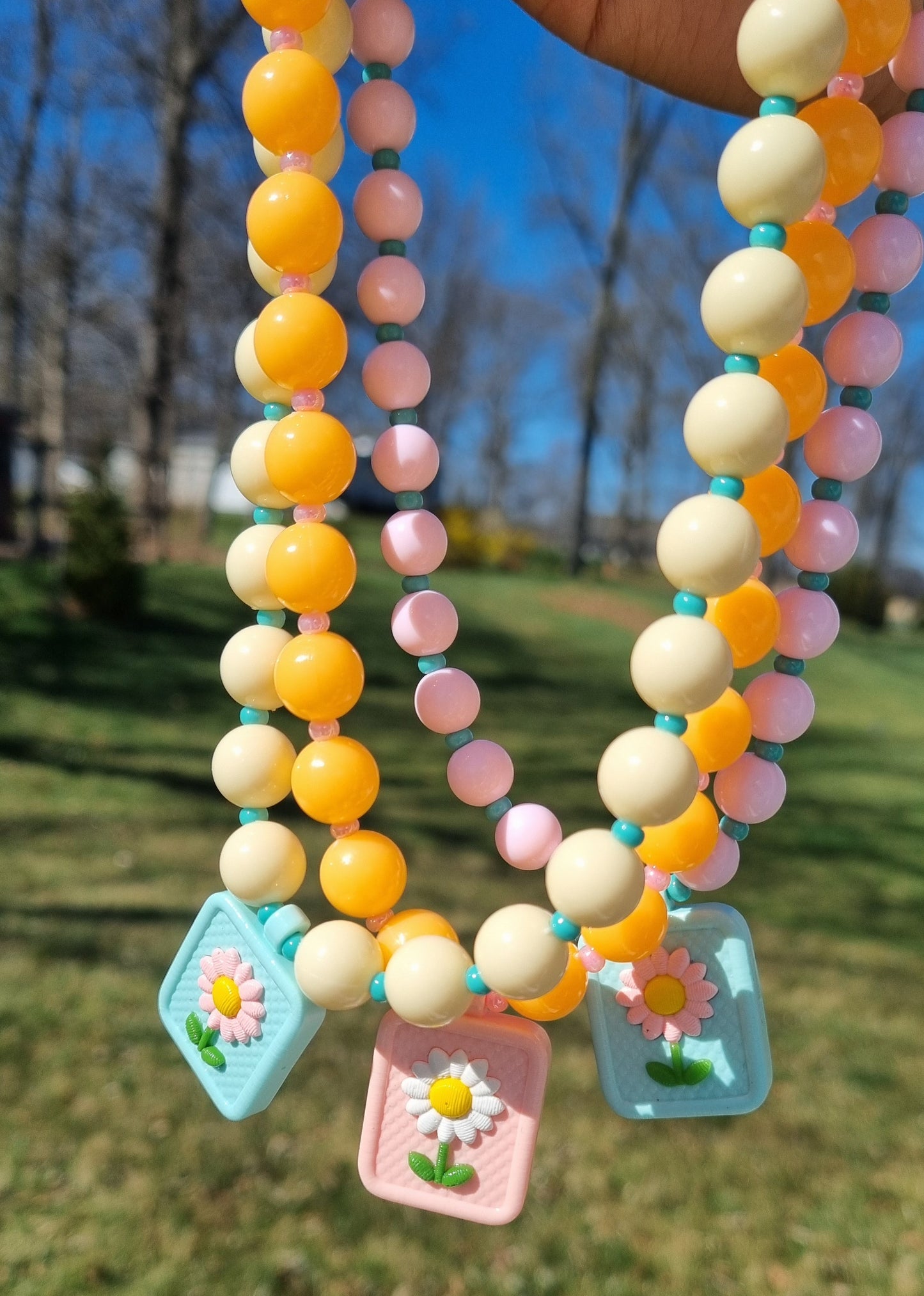 Chunky Necklace – Orange – Pink flower