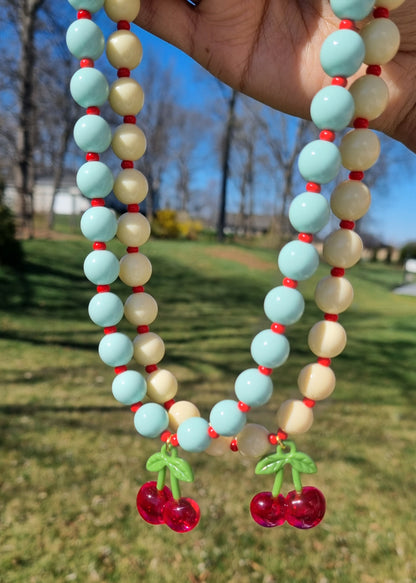 Chunky Necklace – Mint Green – Cherry