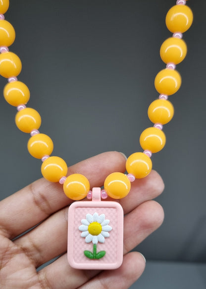 Chunky Necklace – Orange – Pink flower