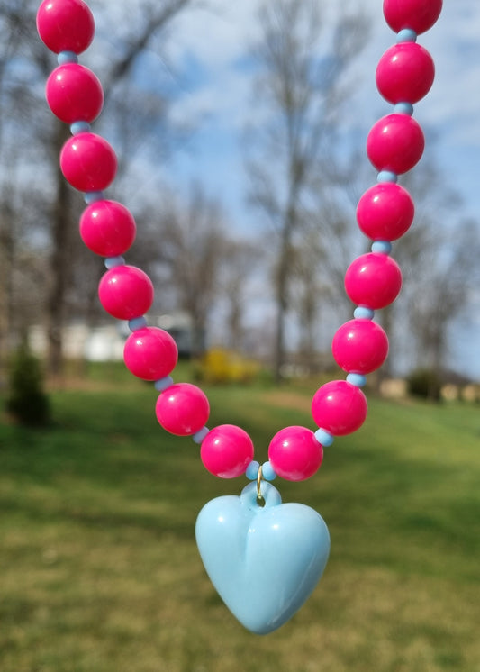 Chunky Necklace – Pink – Blue heart