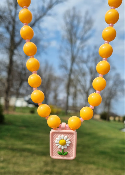 Chunky Necklace – Orange – Pink flower