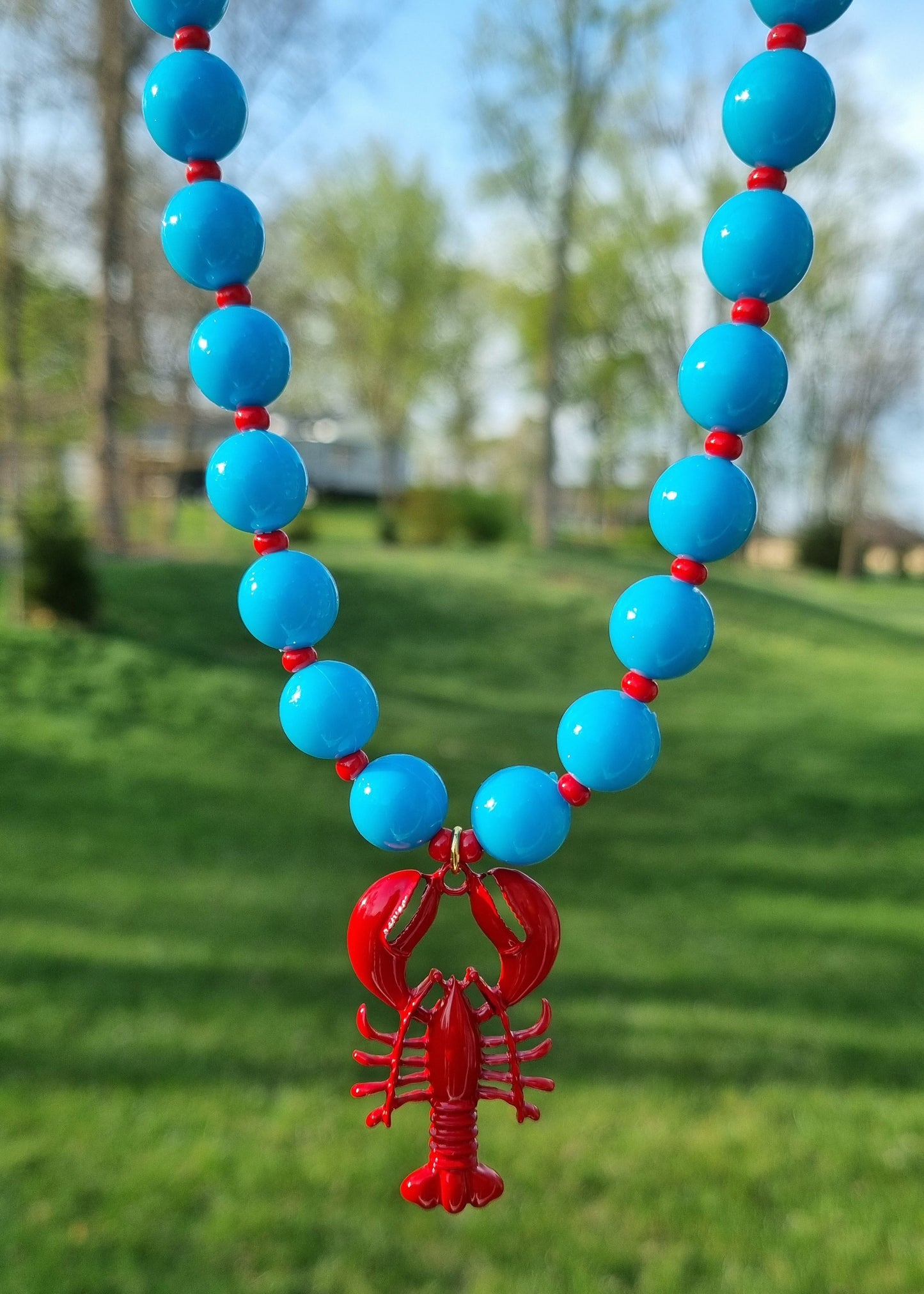 Chunky Necklace – Capri blue Lobster