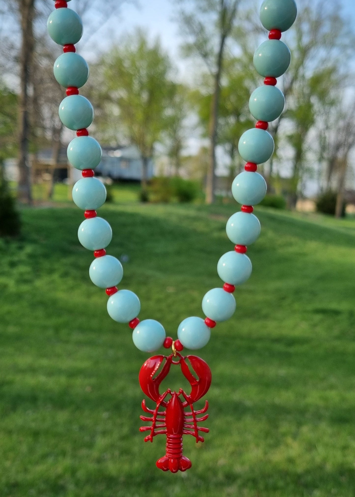 Chunky Necklace – Mint green Lobster