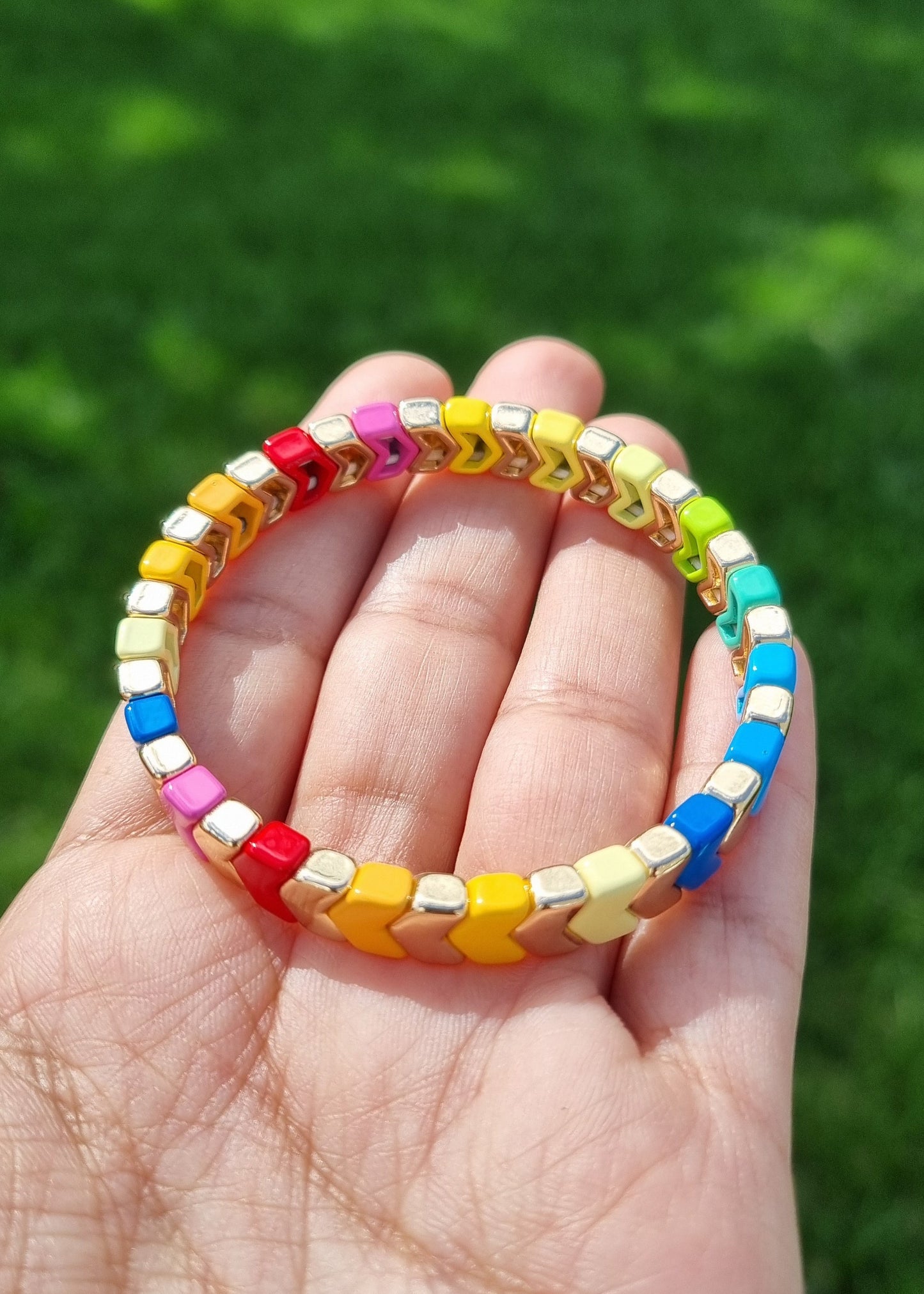 Colorful & Gold-Toned Bracelet 🌈